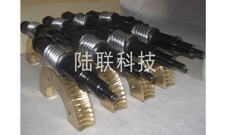 左右旋平面二次包络蜗轮副