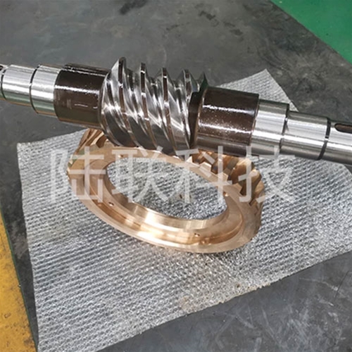 平面二次包络蜗轮蜗杆