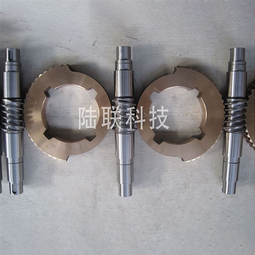 左右旋二次包络蜗轮副