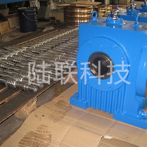 RD-11-4.5连铸机专用二次包络减速机