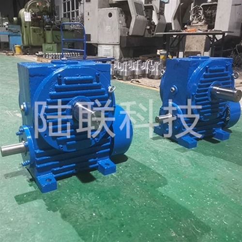 160中心距多头二次包络蜗轮减速机