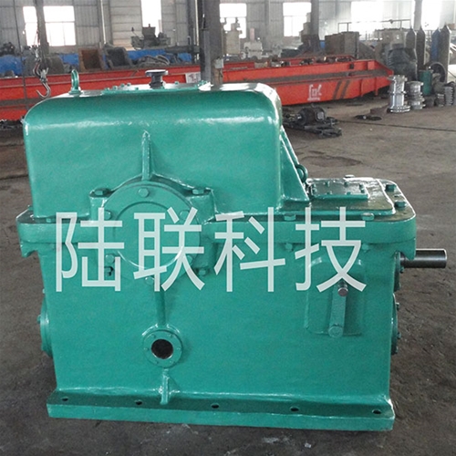 凿井绞车专用平面二次包络减速机